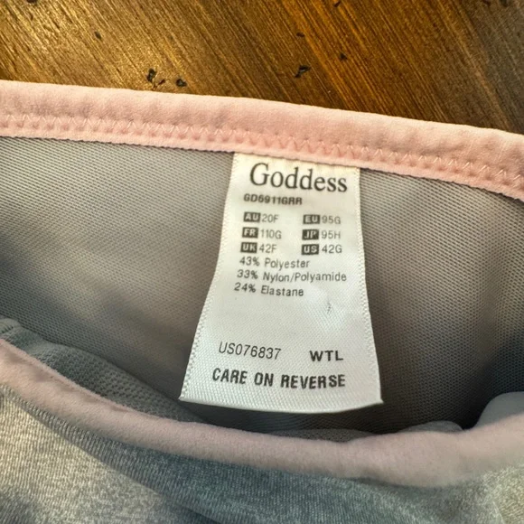 Goddess #6911 No Wire Sports Bra - Picture 3 of 8